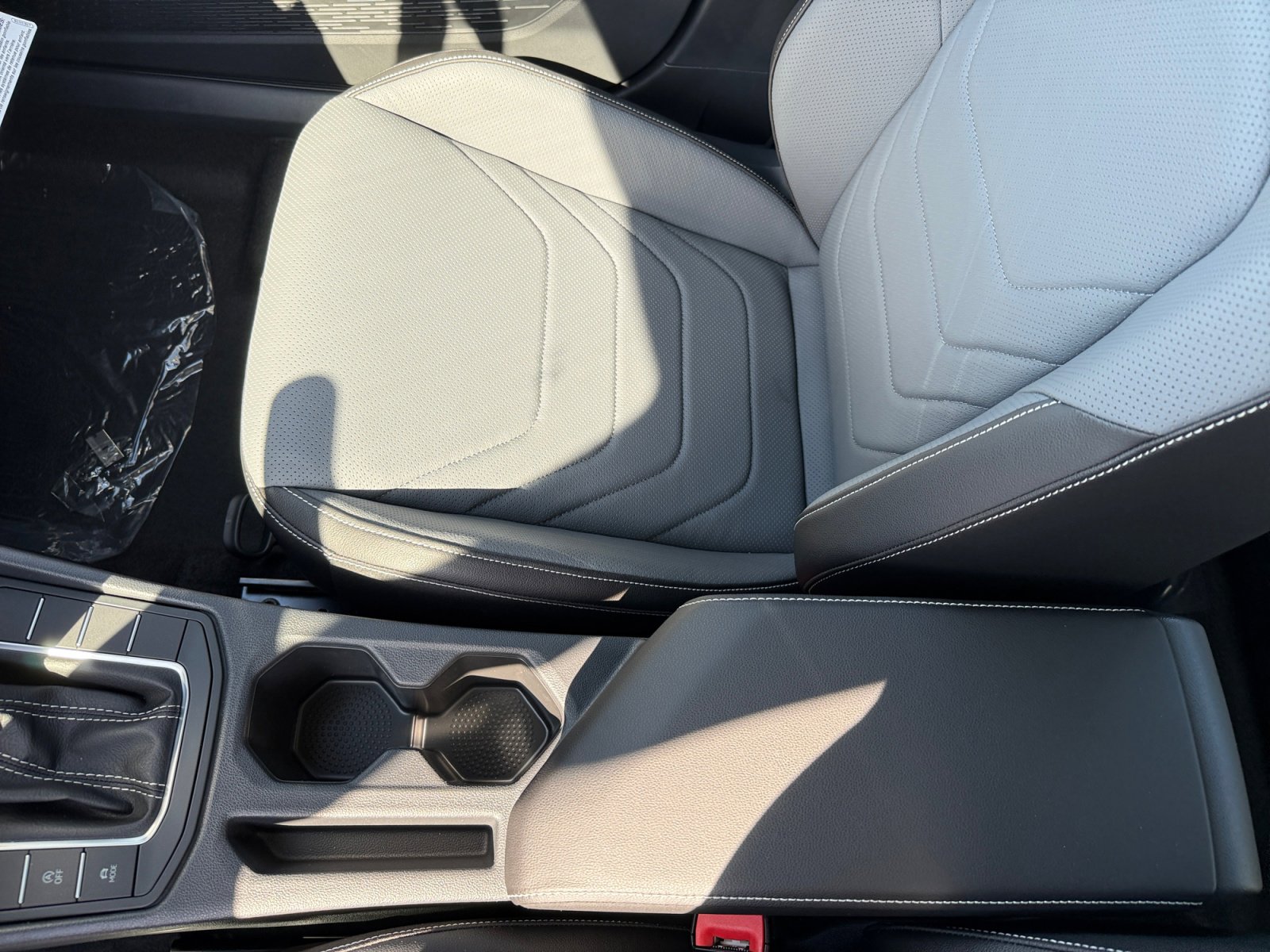 New 2026 Volkswagen Jetta SEL FWD image 14