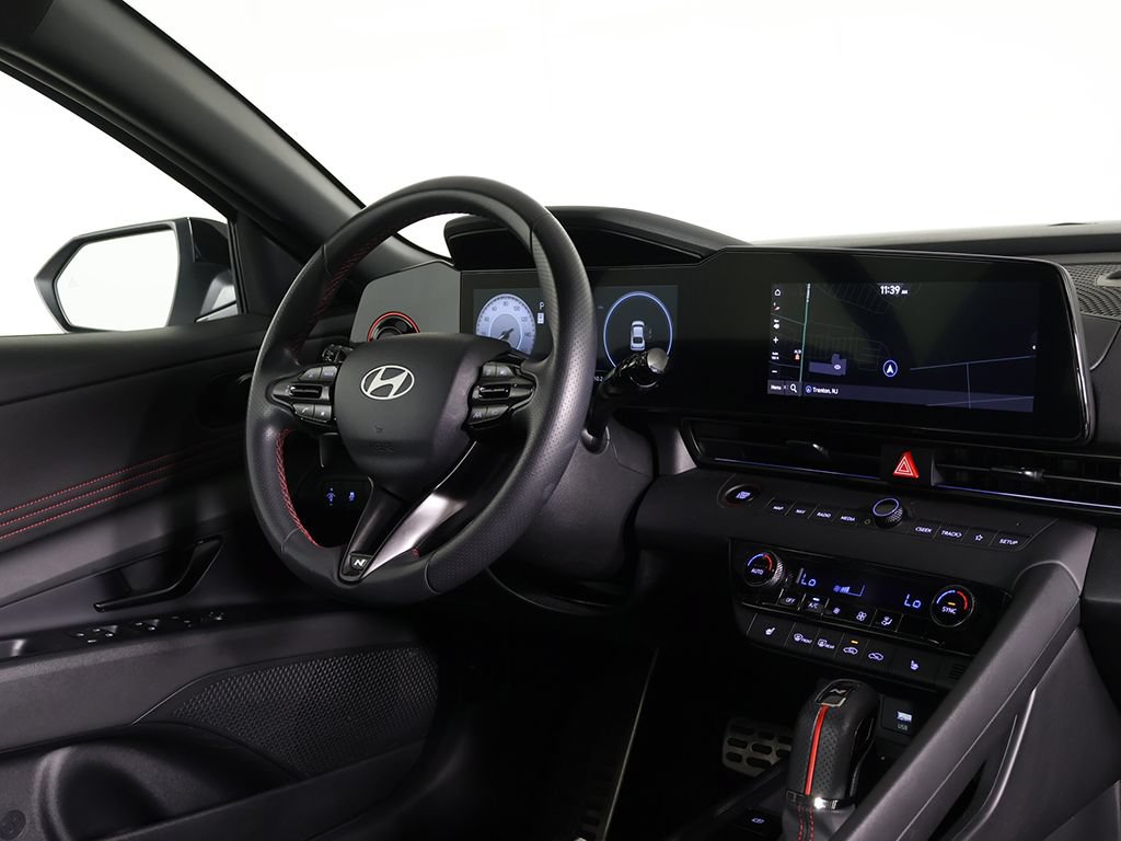 Certified 2025 Hyundai Elantra N Line FWD image 28