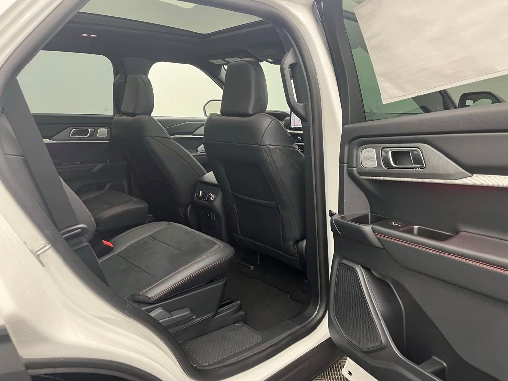 New 2026 Ford Explorer ST w/ Sun And Sound Package image 29