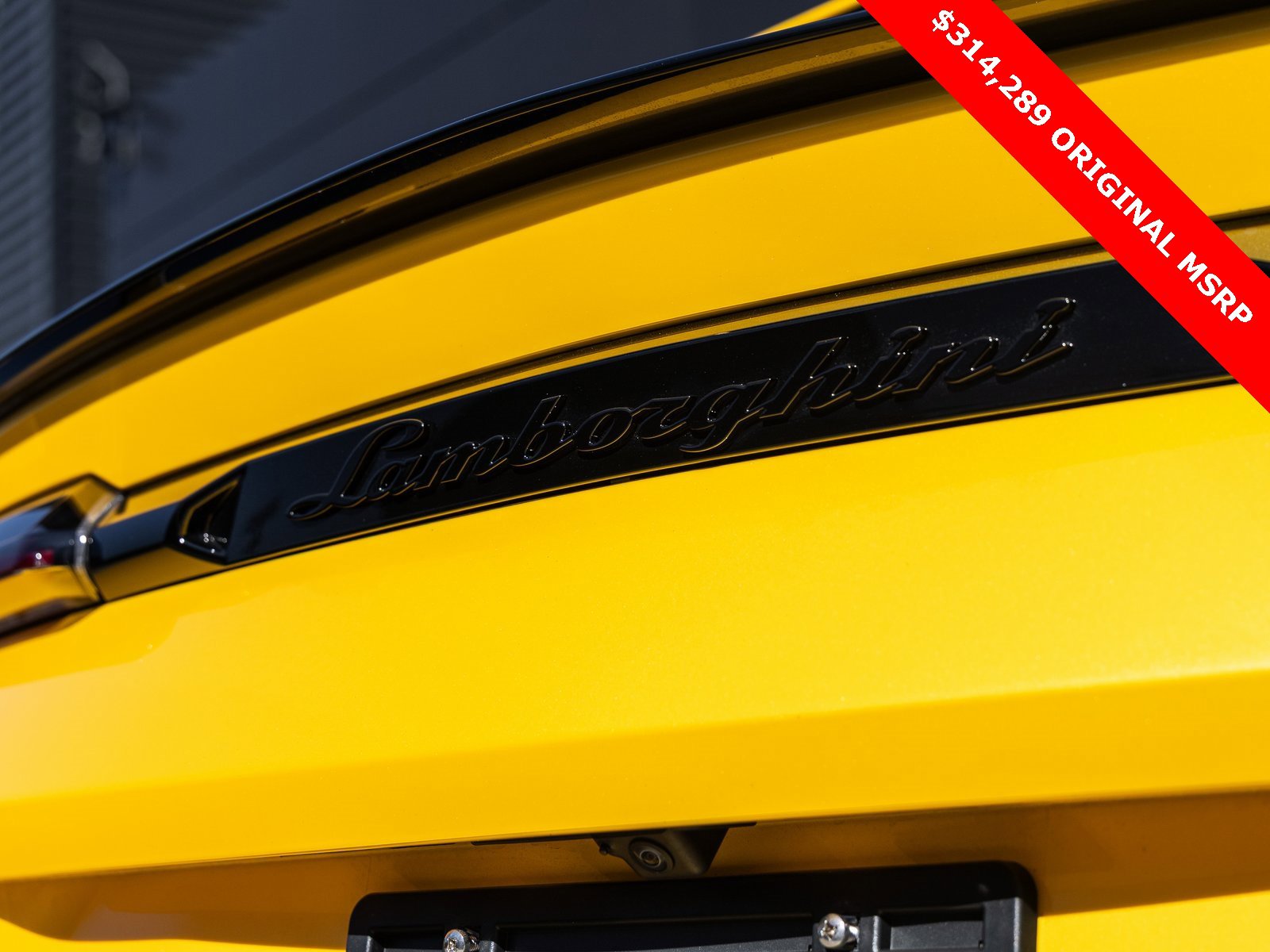 Used 2023 Lamborghini Urus S image 14