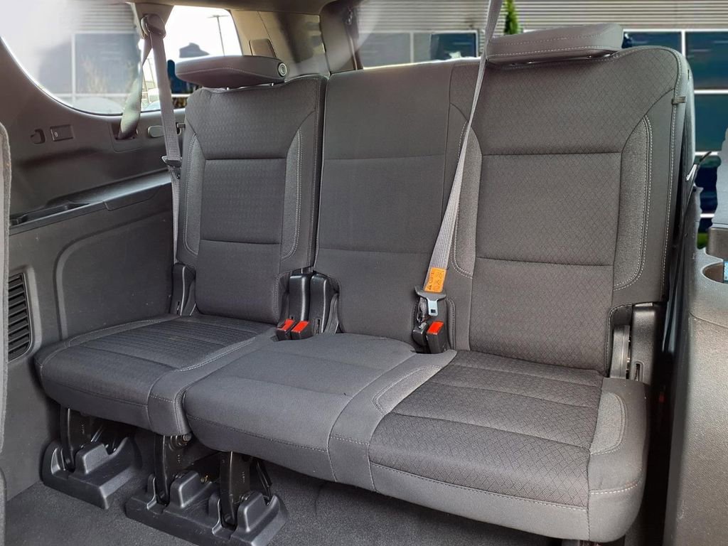 Used 2021 Chevrolet Suburban LS image 26