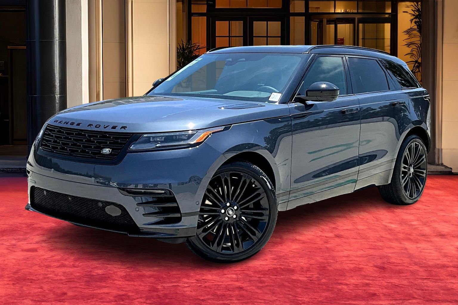 New 2026 Land Rover Range Rover Velar Dynamic SE