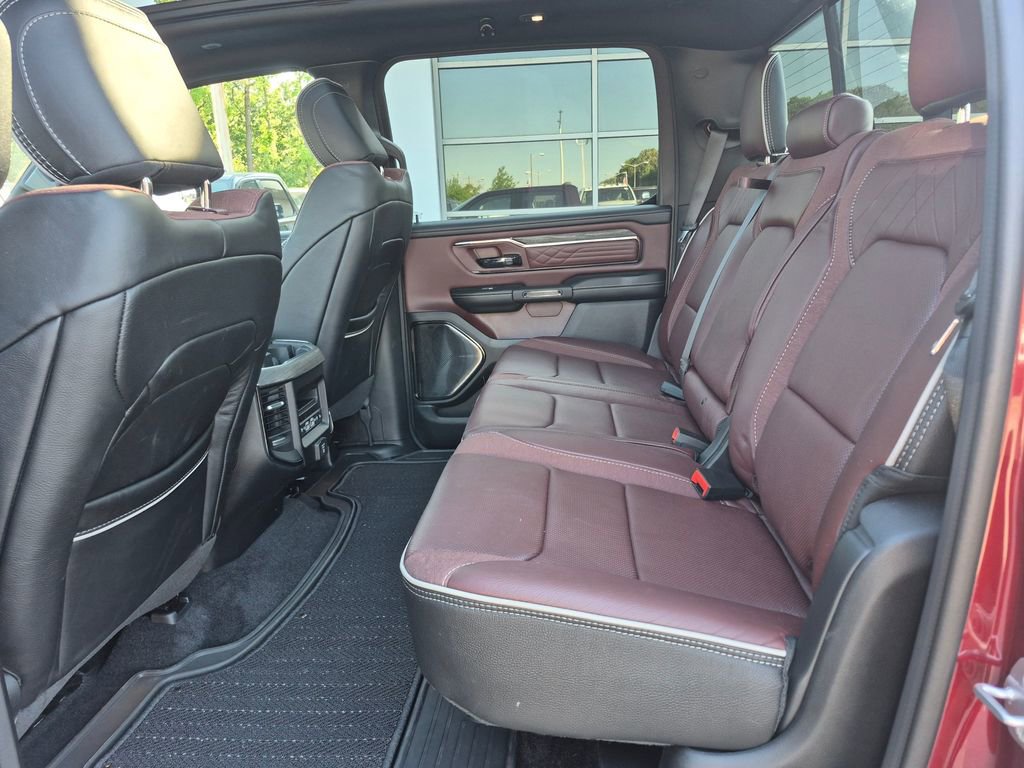 Used 2025 RAM 1500 Limited AWD/4WD image 17