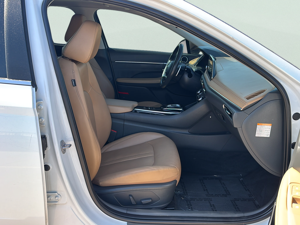 Used 2023 Hyundai Sonata Limited w/ Cargo Package FWD image 10