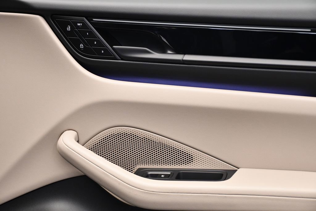 Used 2025 Porsche Macan 4S Electric image 46