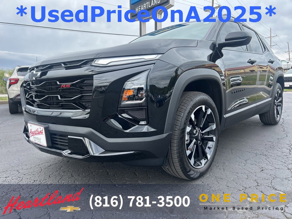 Used 2025 Chevrolet Equinox RS image 2