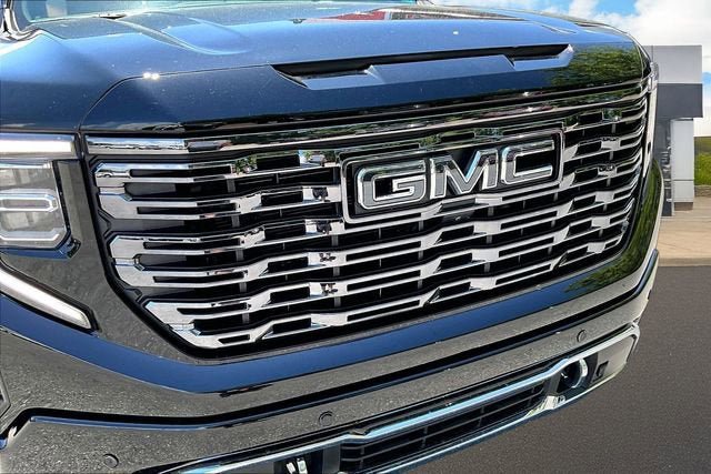 Used 2025 GMC Sierra 1500 Denali Ultimate AWD/4WD image 30