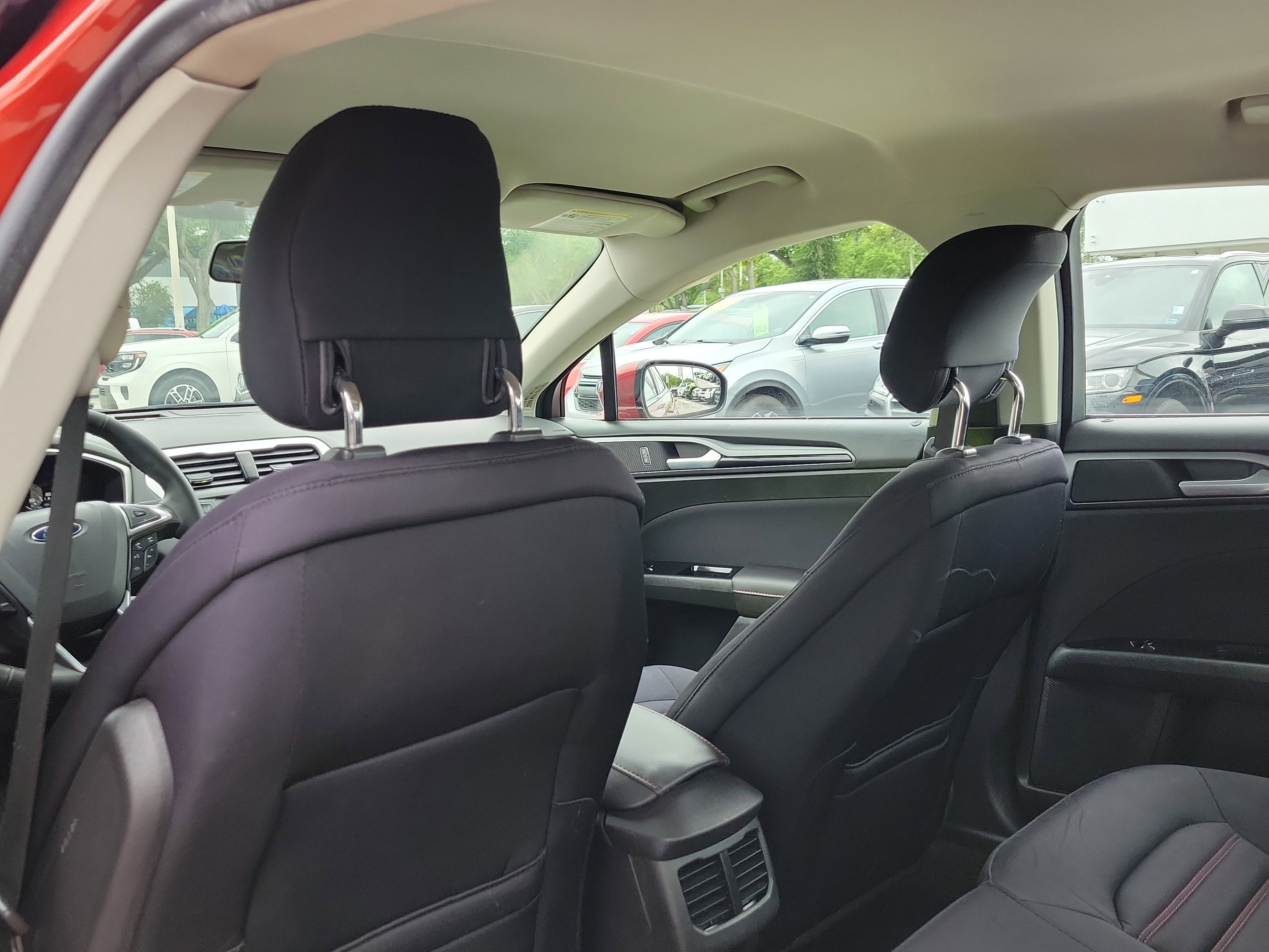 Used 2014 Ford Fusion SE w/ Equipment Group 201A image 14