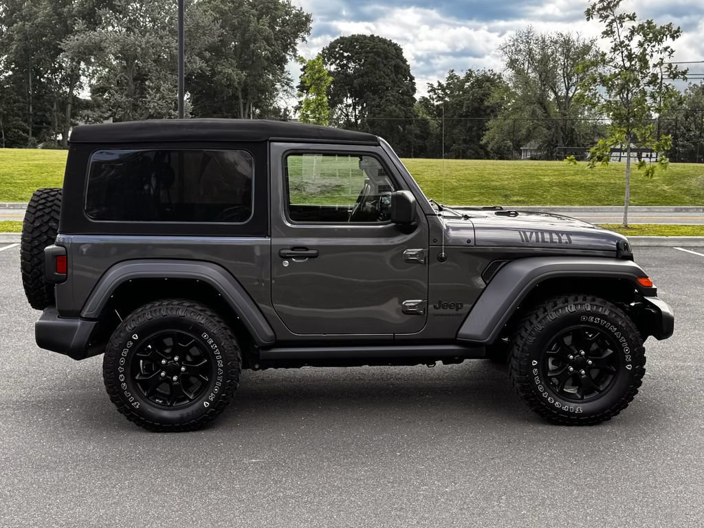 Used 2022 Jeep Wrangler Sport AWD/4WD image 6