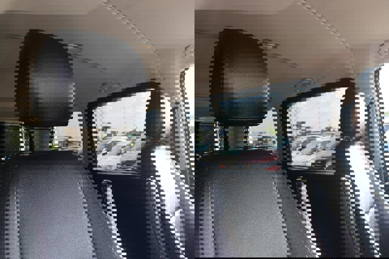 Used 2018 Mercedes-Benz Metris Passenger image 14