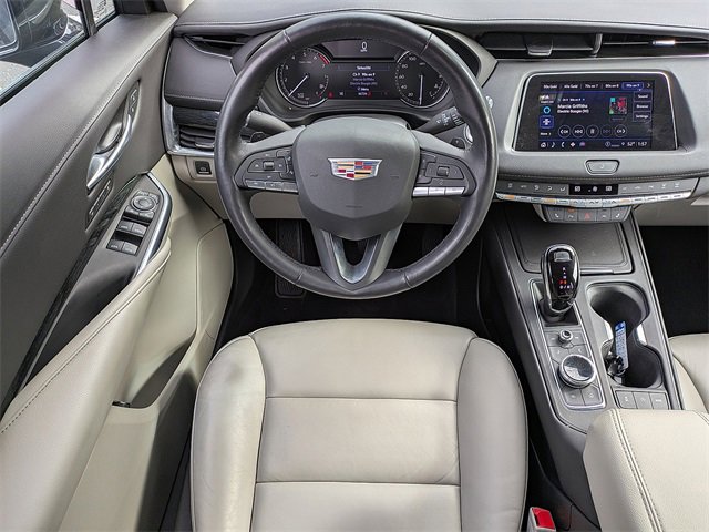 Certified 2023 Cadillac XT4 Premium Luxury w/ Cold Weather Package image 17