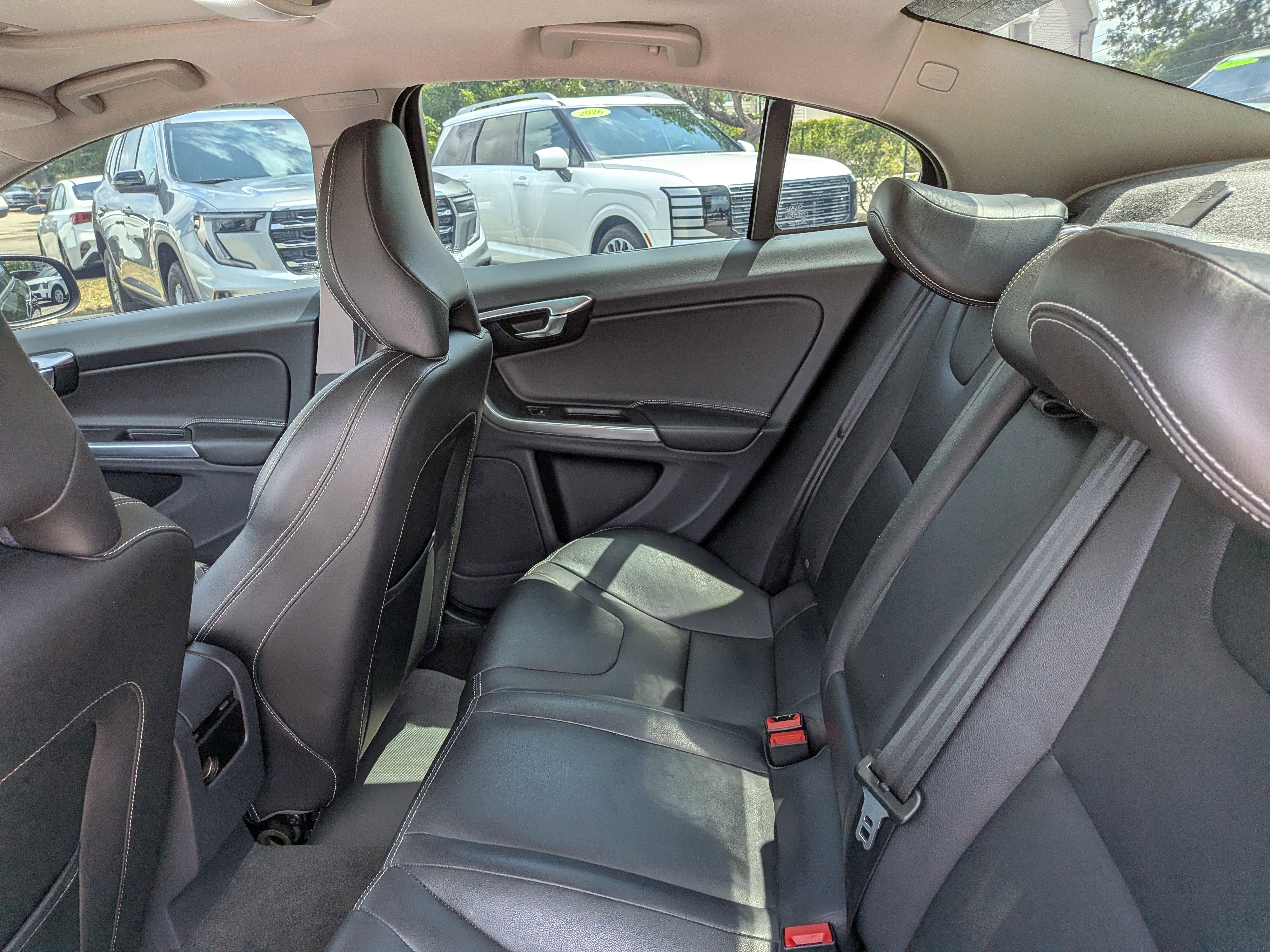 Used 2017 Volvo S60 T5 Dynamic AWD/4WD image 14