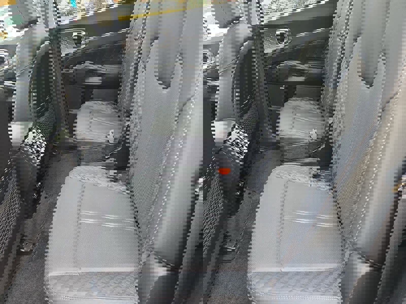 Used 2021 Kia Sorento SX image 19