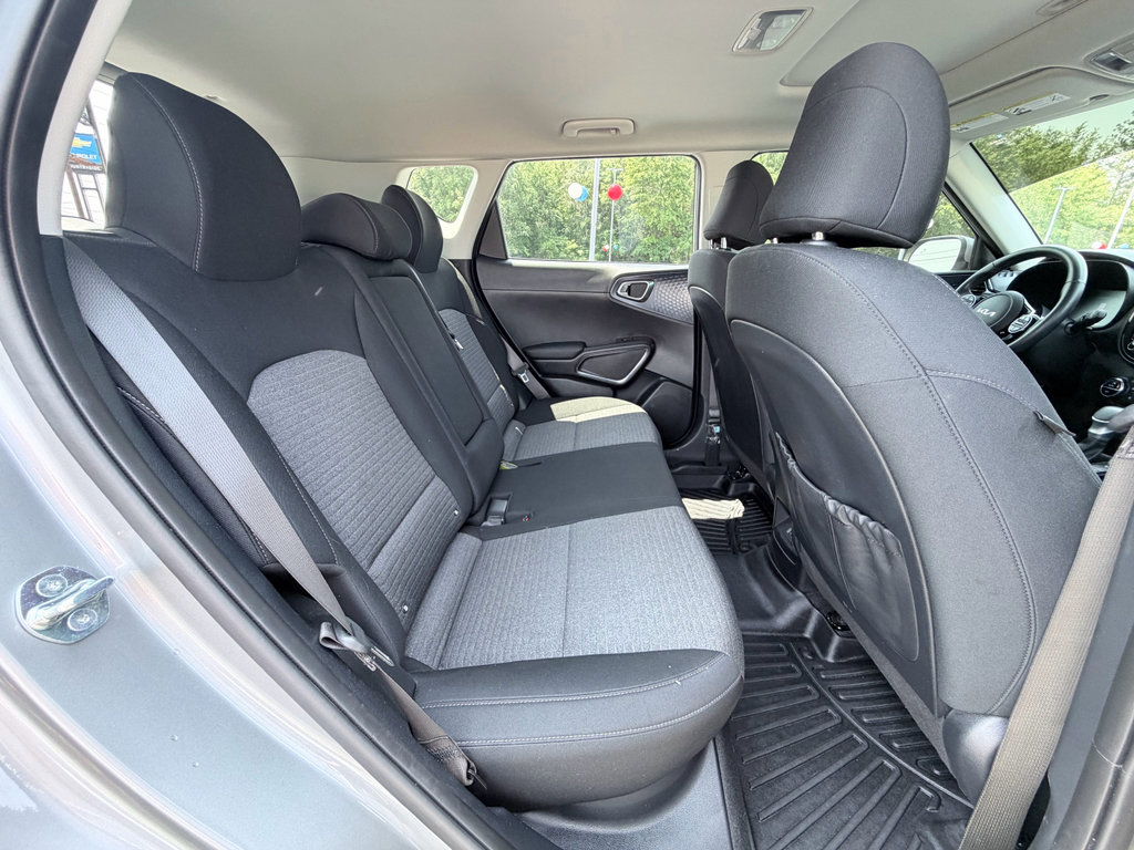 Used 2024 Kia Soul EX FWD image 27
