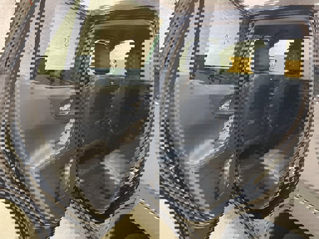 New 2026 Chevrolet Equinox LT w/ Convenience Package II image 28