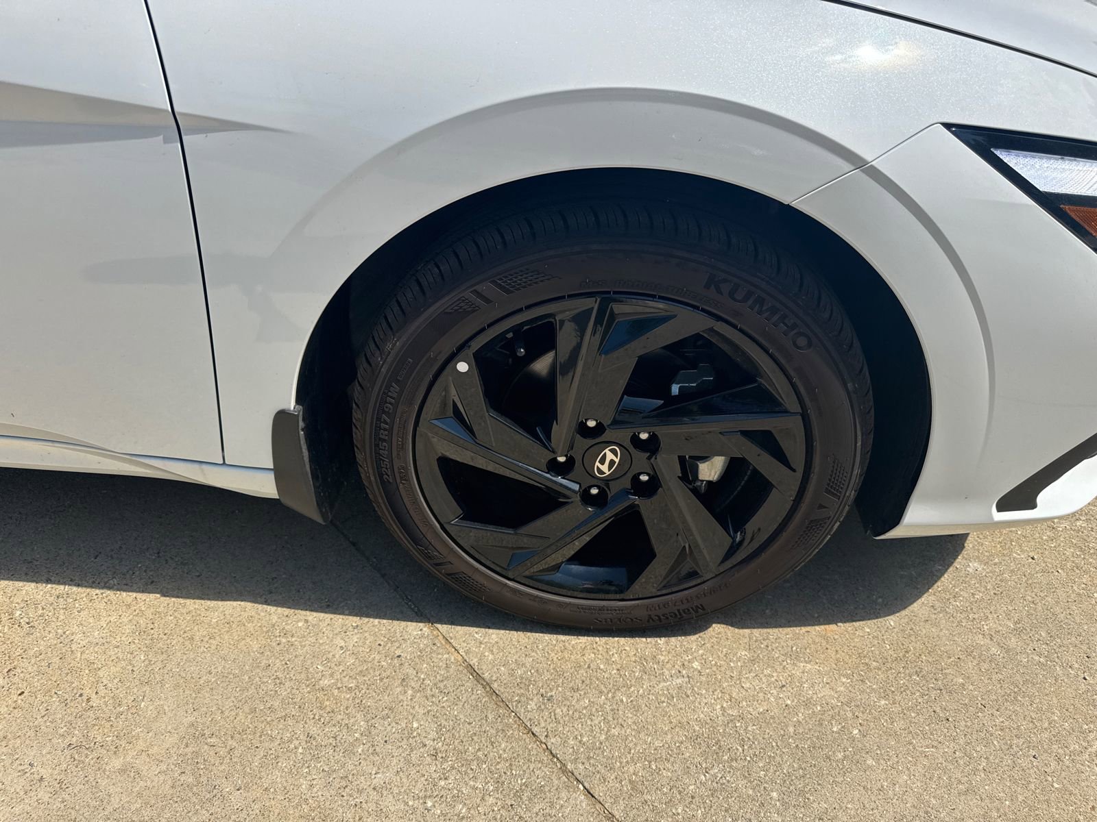 Certified 2026 Hyundai Elantra Sport FWD image 12