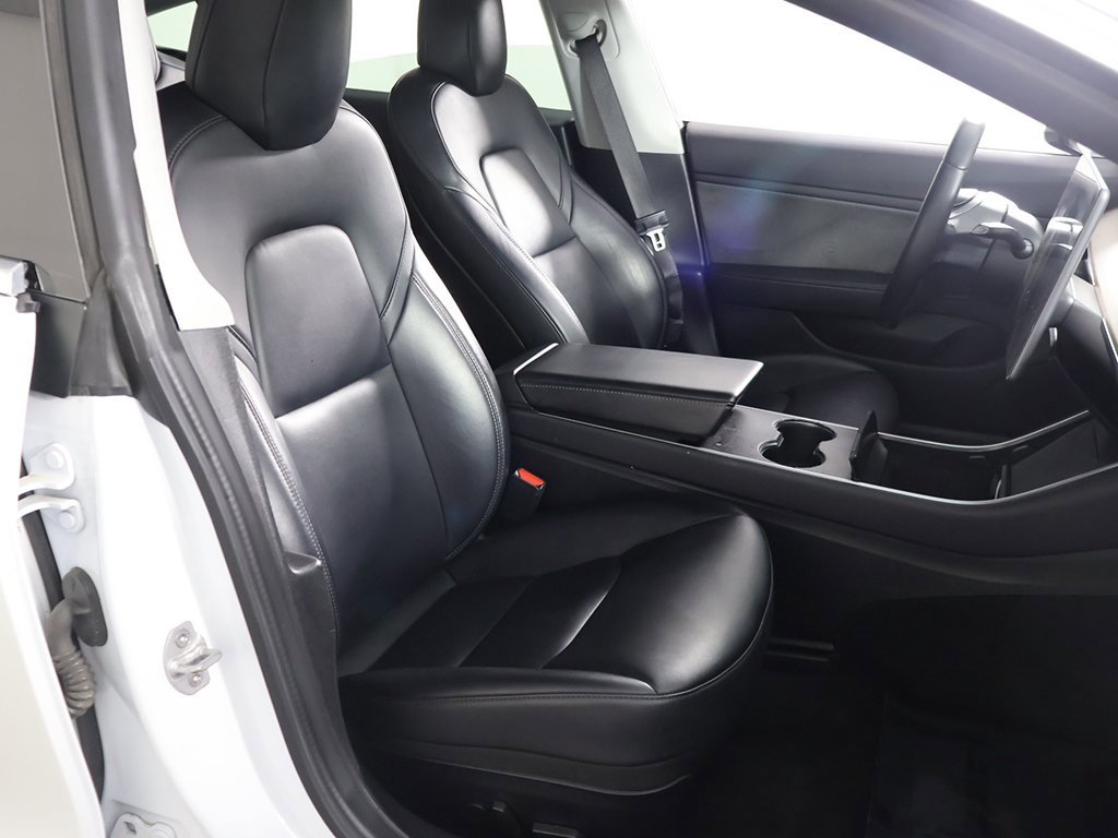 Used 2020 Tesla Model 3 Performance image 28