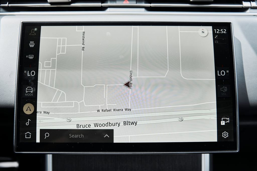 Used 2025 Land Rover Range Rover SE AWD/4WD image 66