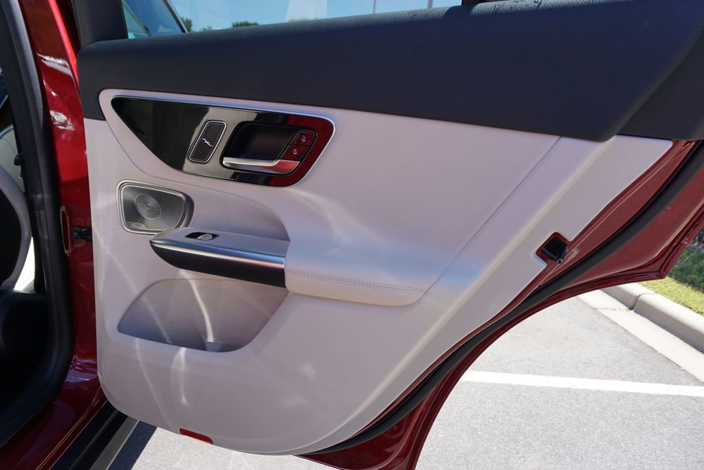 New 2026 Mercedes-Benz GLC 350e 4MATIC image 54