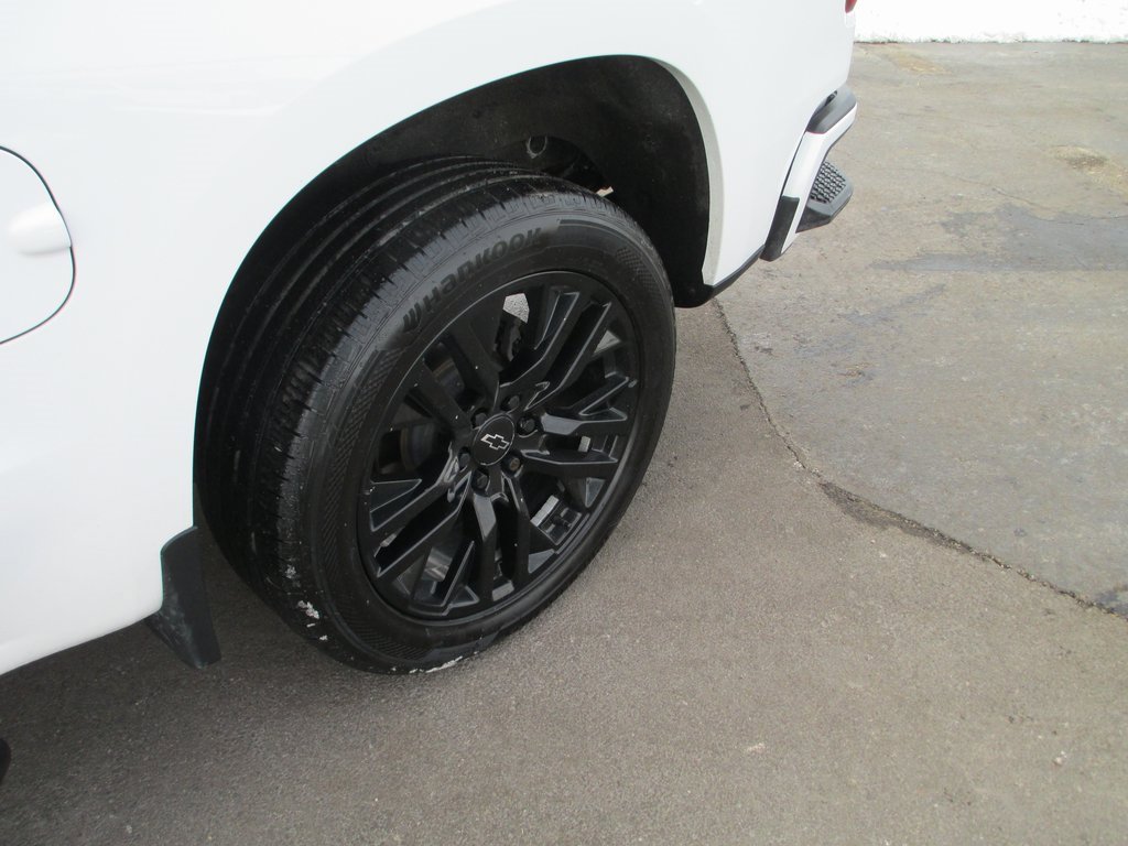 Used 2020 Chevrolet Silverado 1500 RST w/ Rally Edition image 12