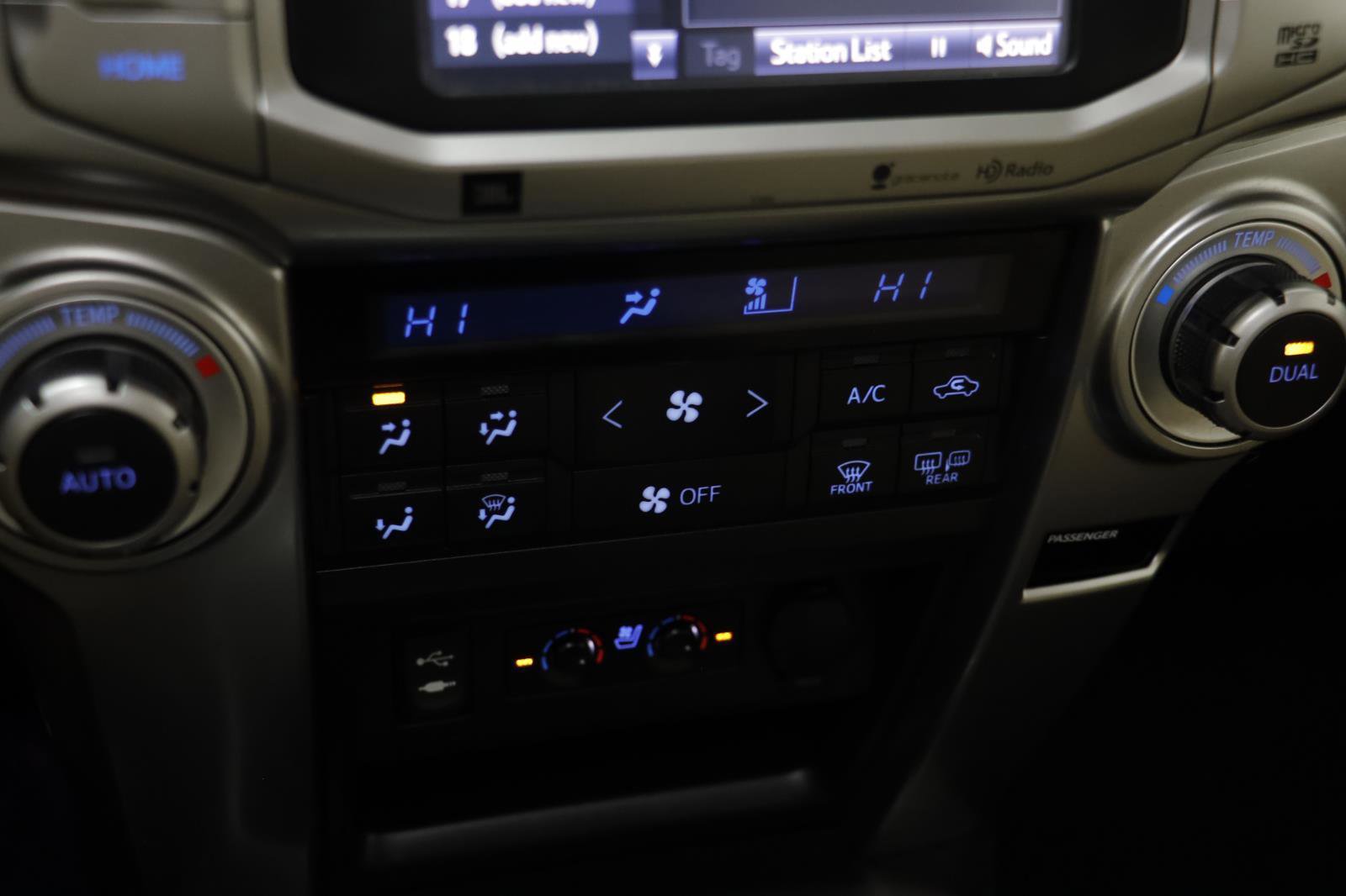 Used 2014 Toyota 4Runner Limited image 11