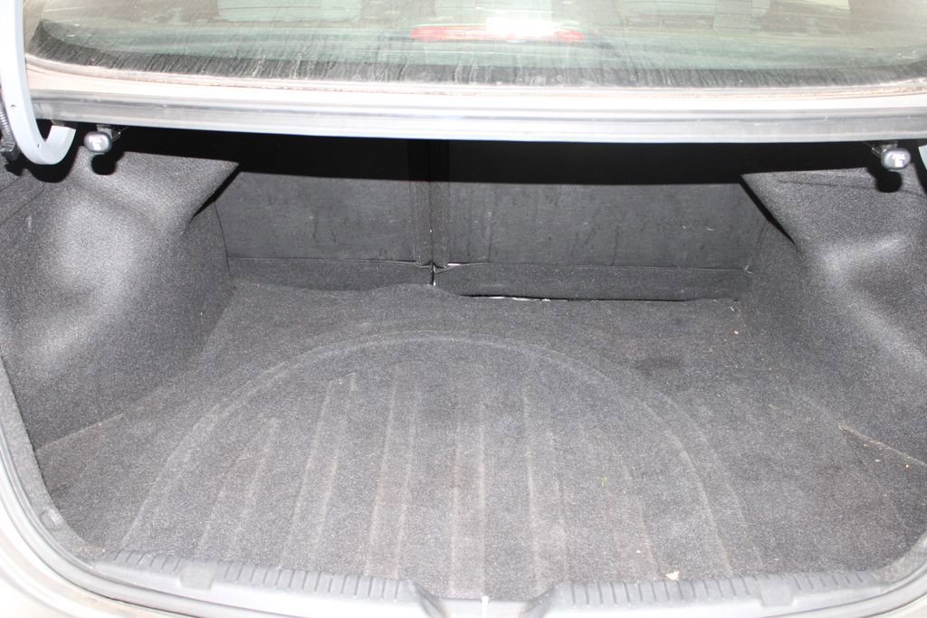 Used 2013 Hyundai Elantra GLS image 13
