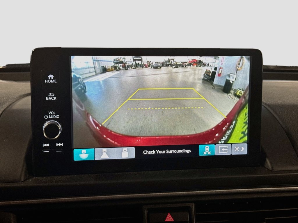 Used 2025 Honda Pilot Touring image 16