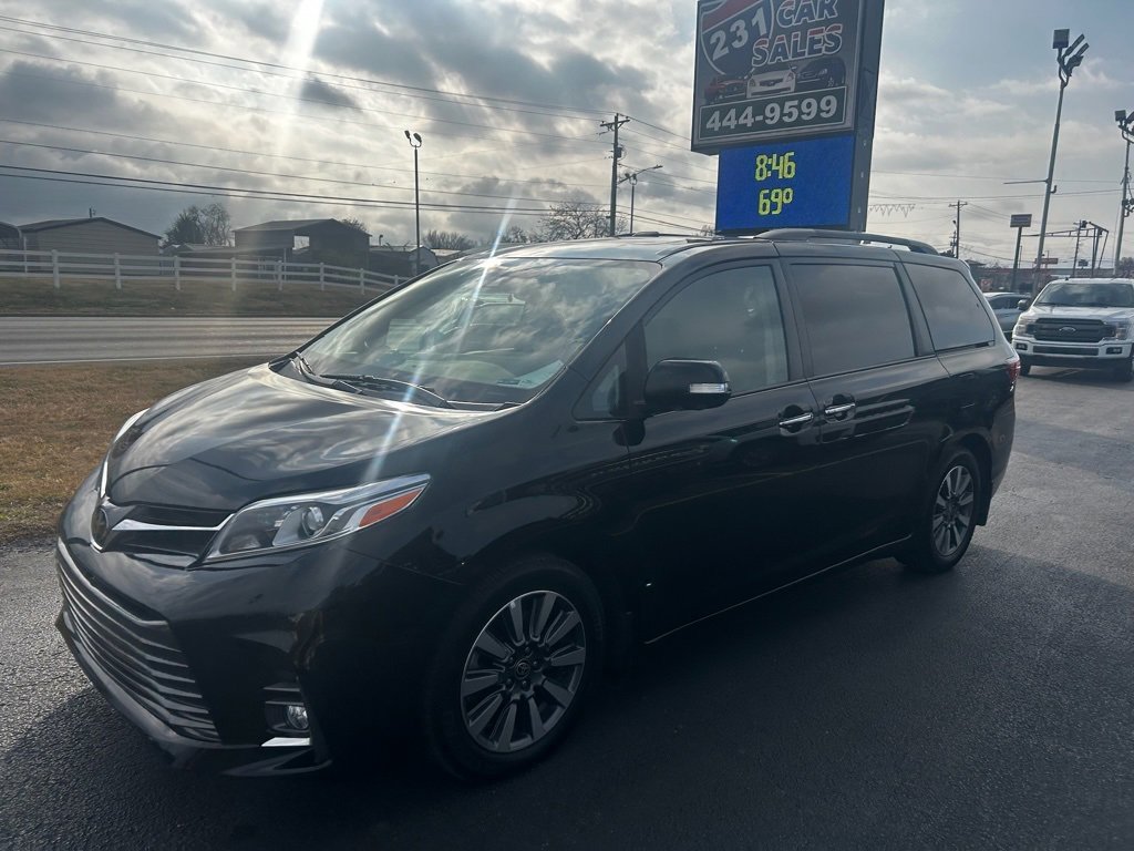 Used 2020 Toyota Sienna Limited Premium image 6