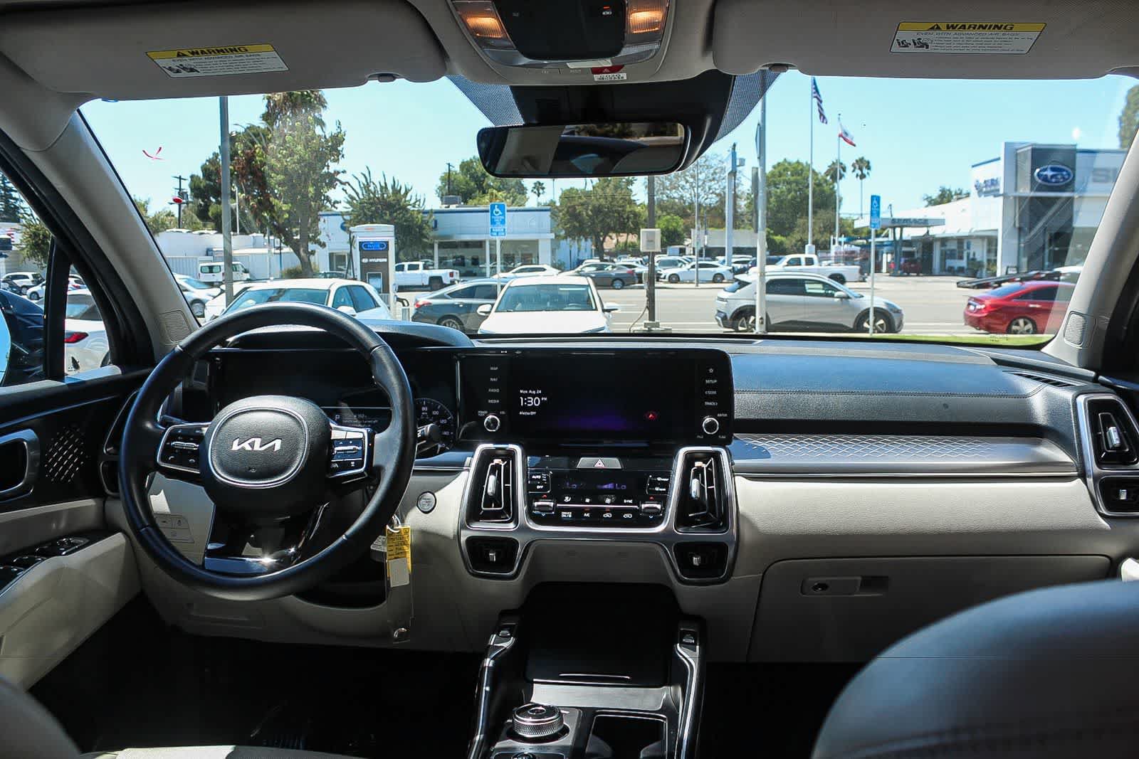 Used 2023 Kia Sorento EX FWD image 16