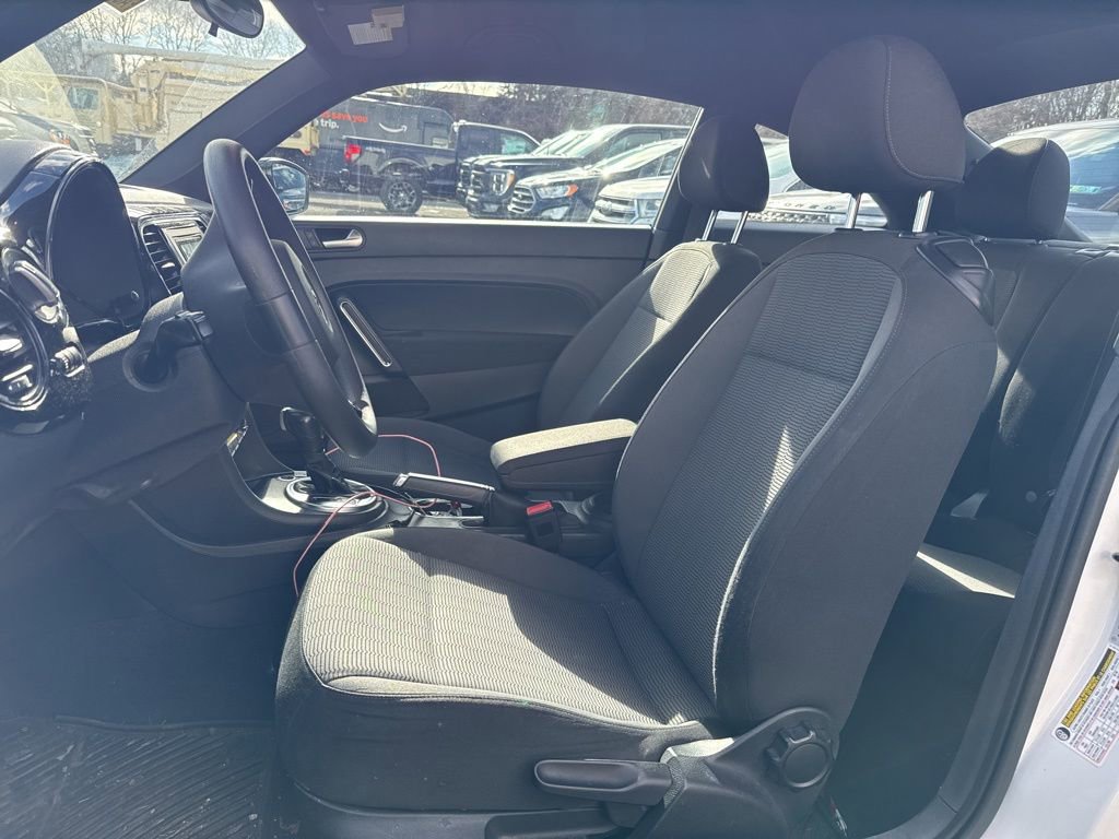 Used 2014 Volkswagen Beetle 1.8T image 8