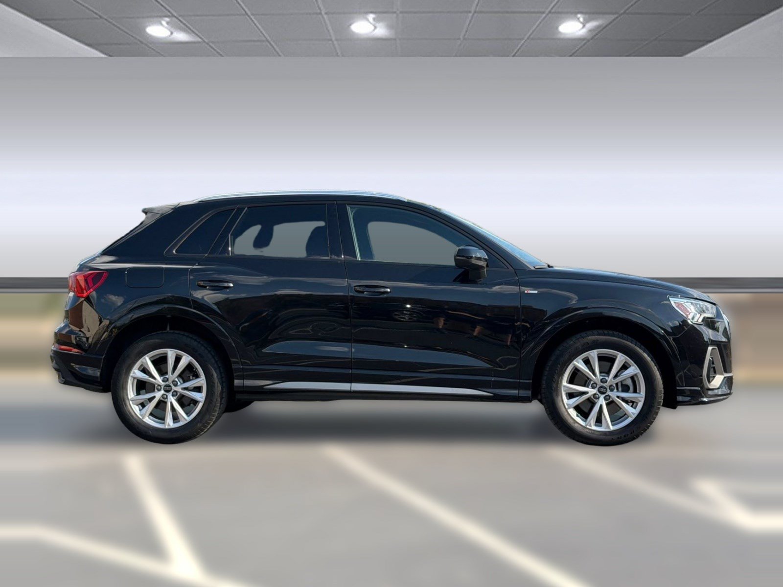Used 2024 Audi Q3 2.0T Premium AWD/4WD image 8