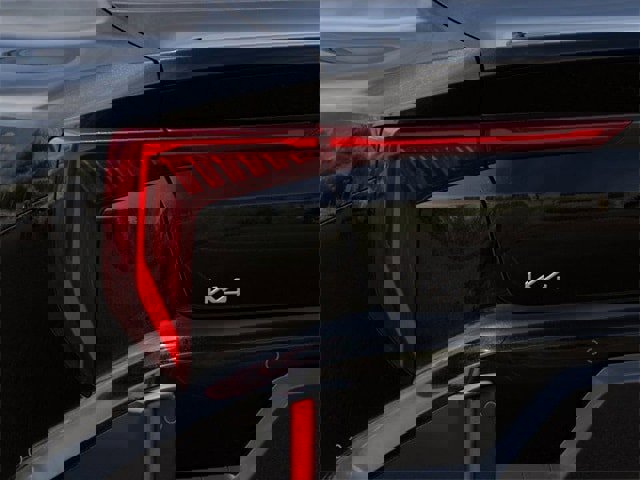 New 2025 Kia K4 GT-Line Turbo FWD image 11