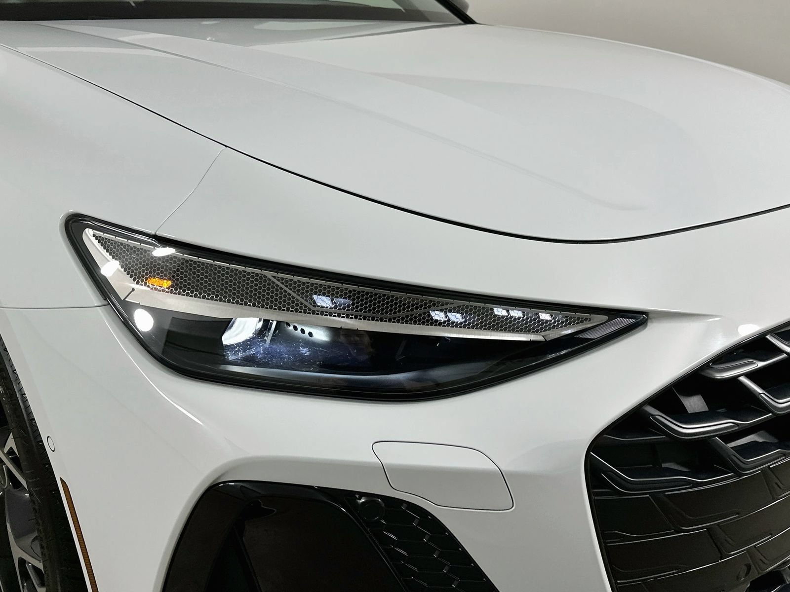 New 2026 Audi A6 Premium Plus AWD/4WD image 10