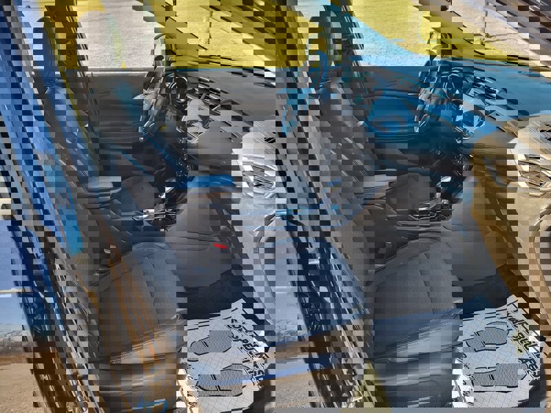 Used 2020 Buick Encore GX Select w/ Experience Buick Package image 12