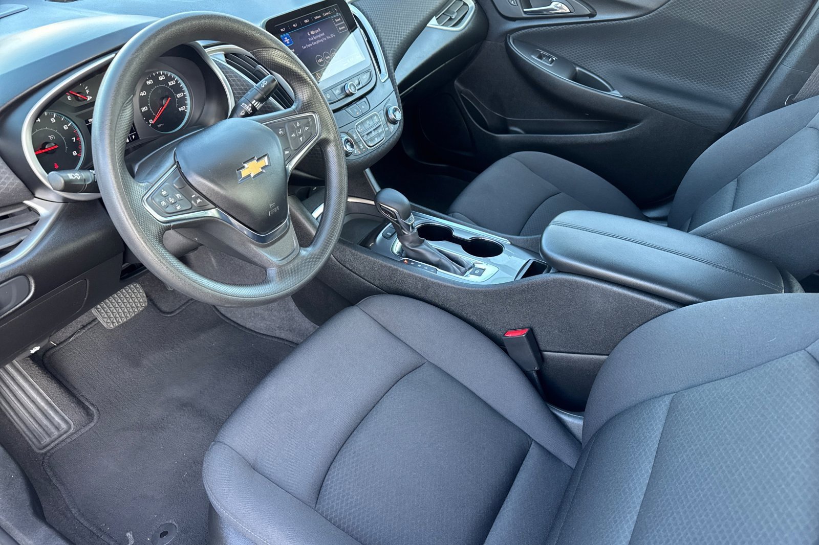 Used 2023 Chevrolet Malibu LT w/ Driver Confidence Package image 10