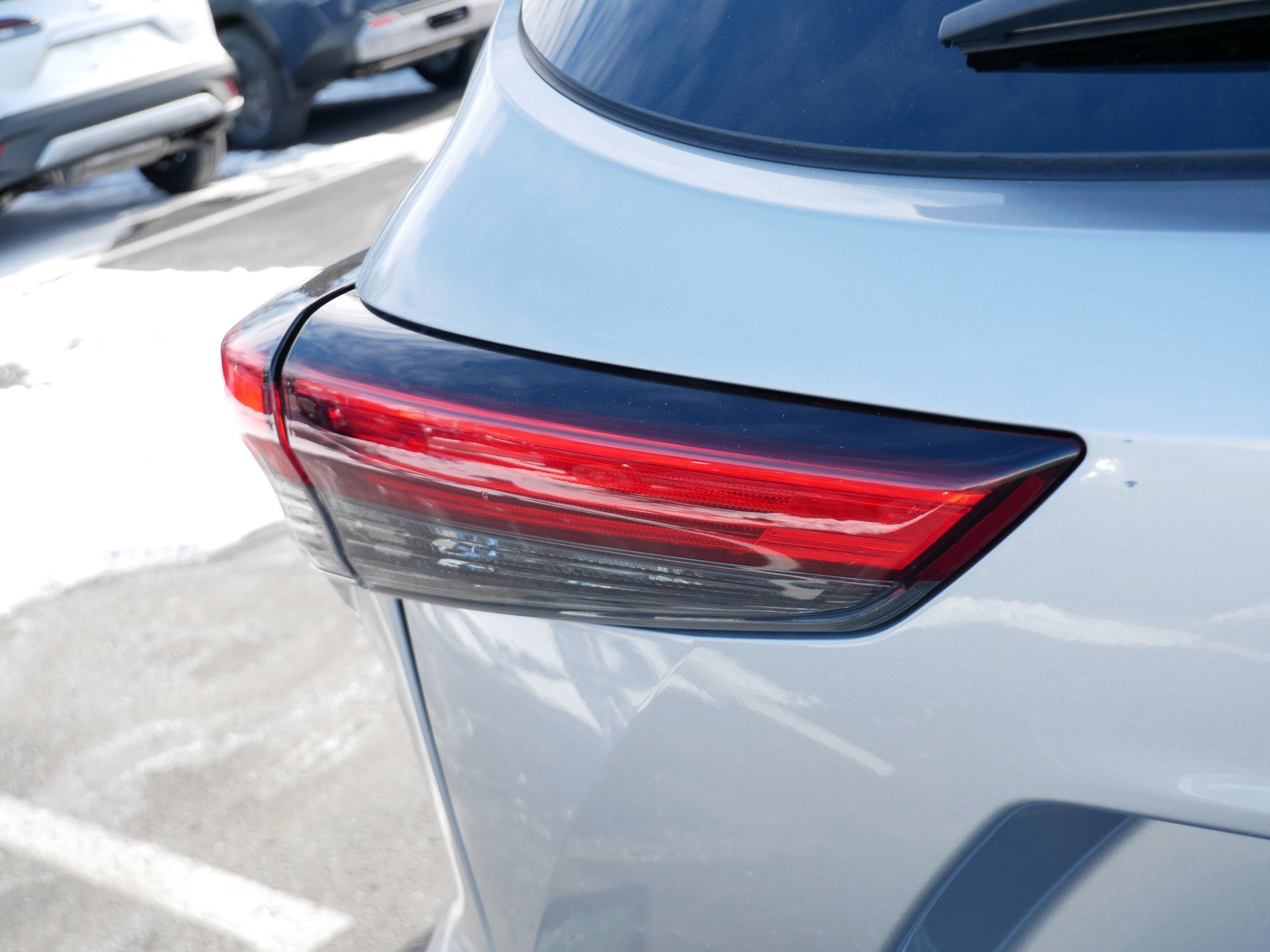 Used 2022 Toyota Highlander LE image 17