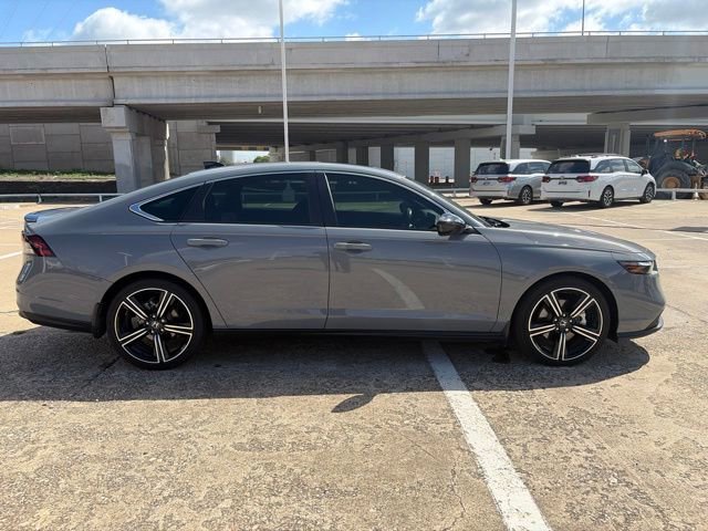 Used 2025 Honda Accord Sport image 7