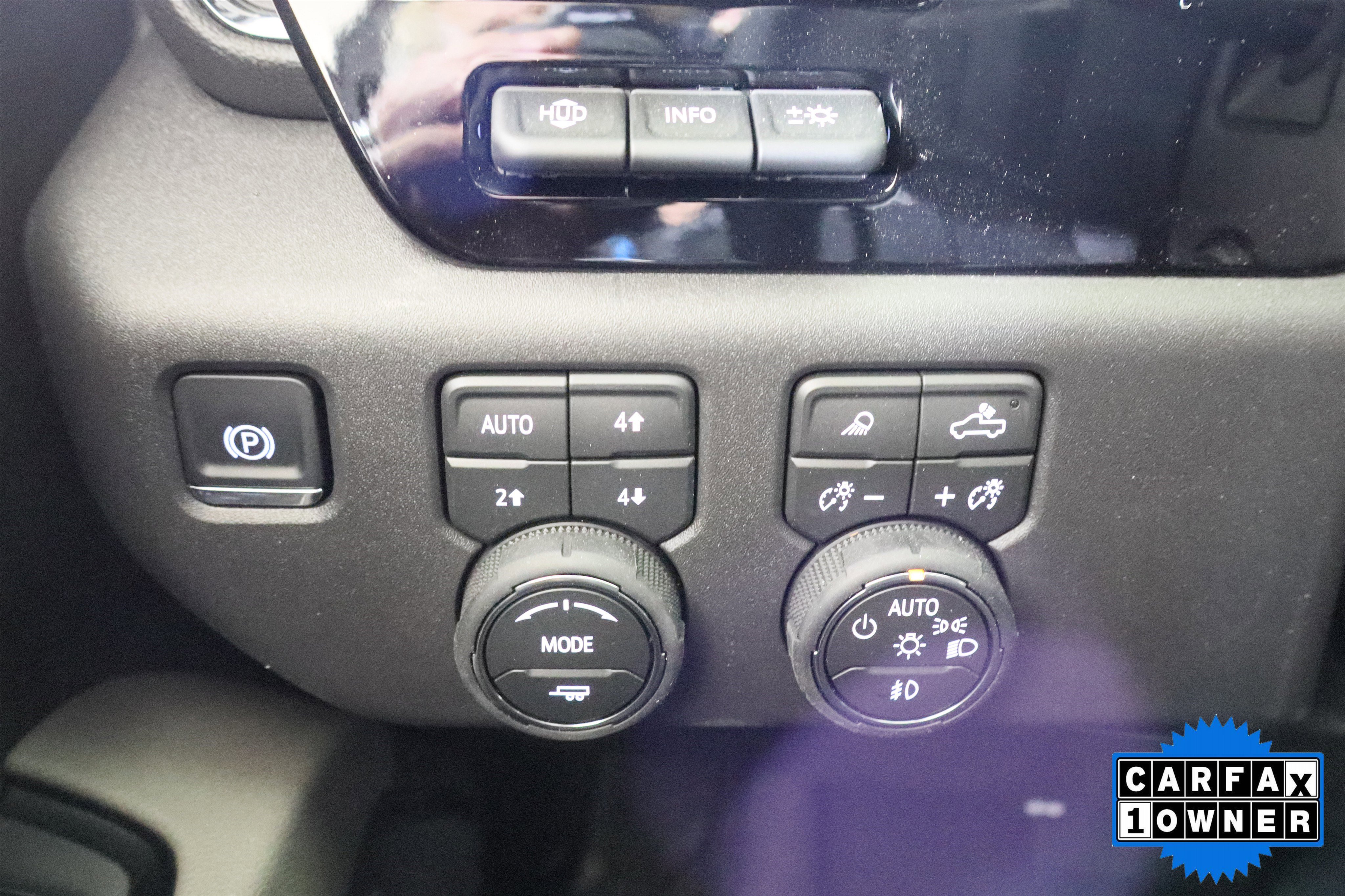 Used 2026 Chevrolet Silverado 1500 ZR2 w/ Dark Appearance Package image 32