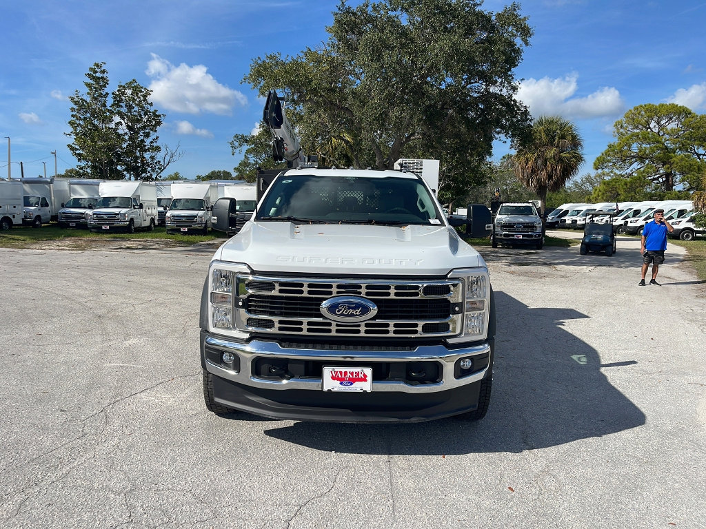 New 2026 Ford F550 4x4 SuperCab Super Duty image 3