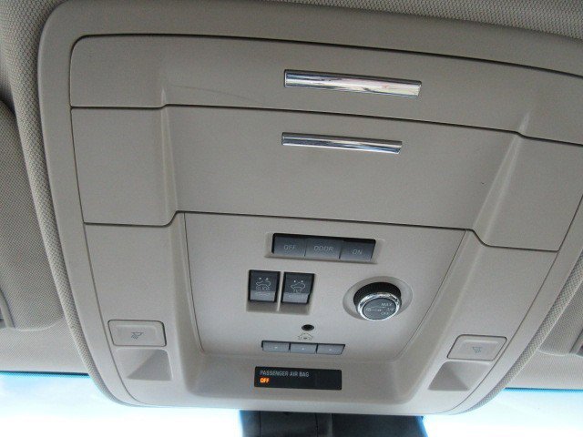 Used 2019 GMC Yukon SLT w/ Open Road Package image 18