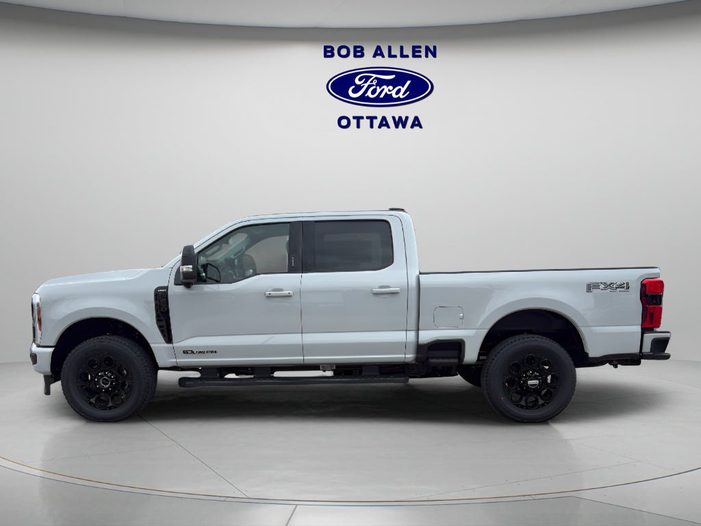 New 2026 Ford F250 Lariat w/ Black Appearance Package AWD/4WD image 9