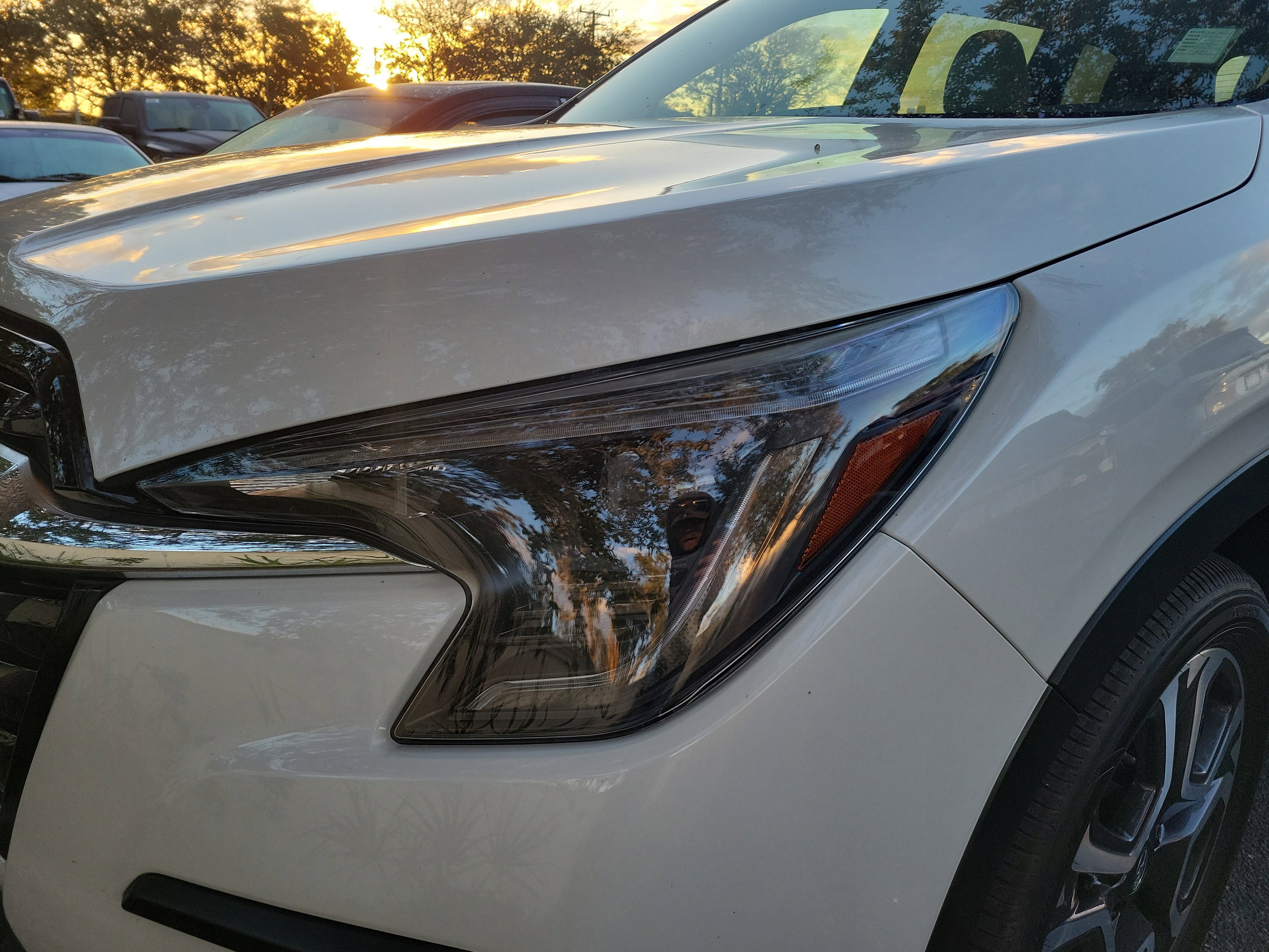 Used 2023 Subaru Ascent Limited w/ Technology Package image 4