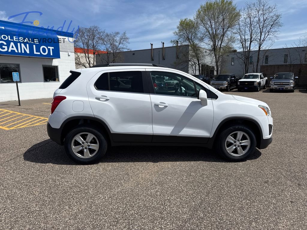 Used 2015 Chevrolet Trax LT w/ LT Plus Package AWD/4WD image 12