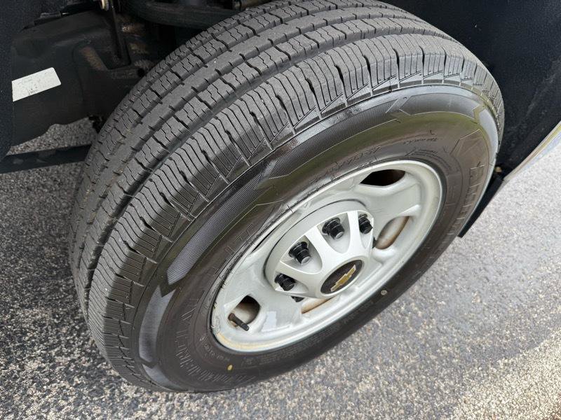 Used 2018 Chevrolet Silverado 2500 W/T w/ WT Fleet Convenience Package image 9