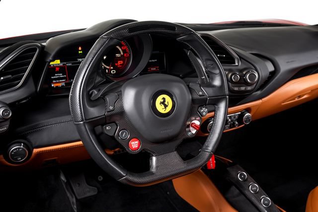 Certified 2018 Ferrari 488 GTB RWD image 30