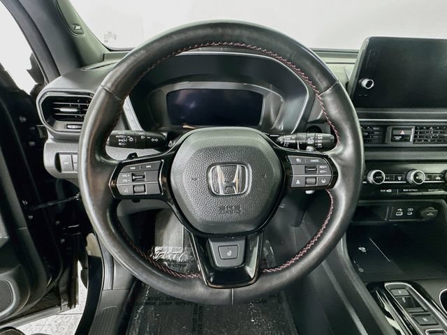 Certified 2025 Honda Pilot Black Edition image 27