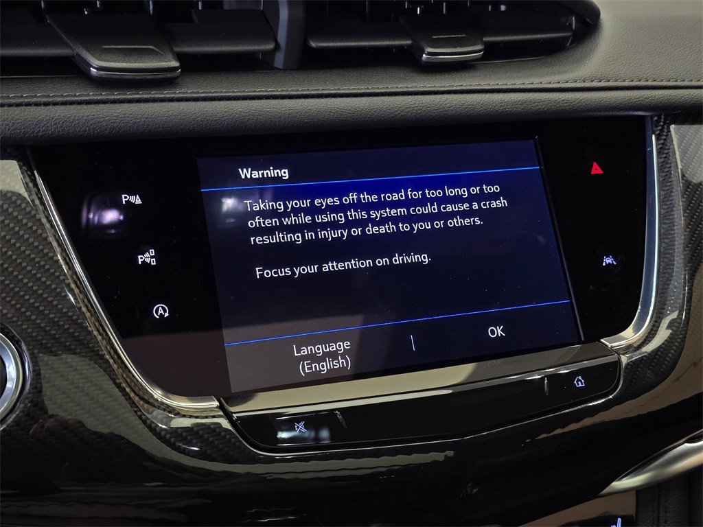 New 2025 Cadillac XT6 Sport w/ Technology Package image 30