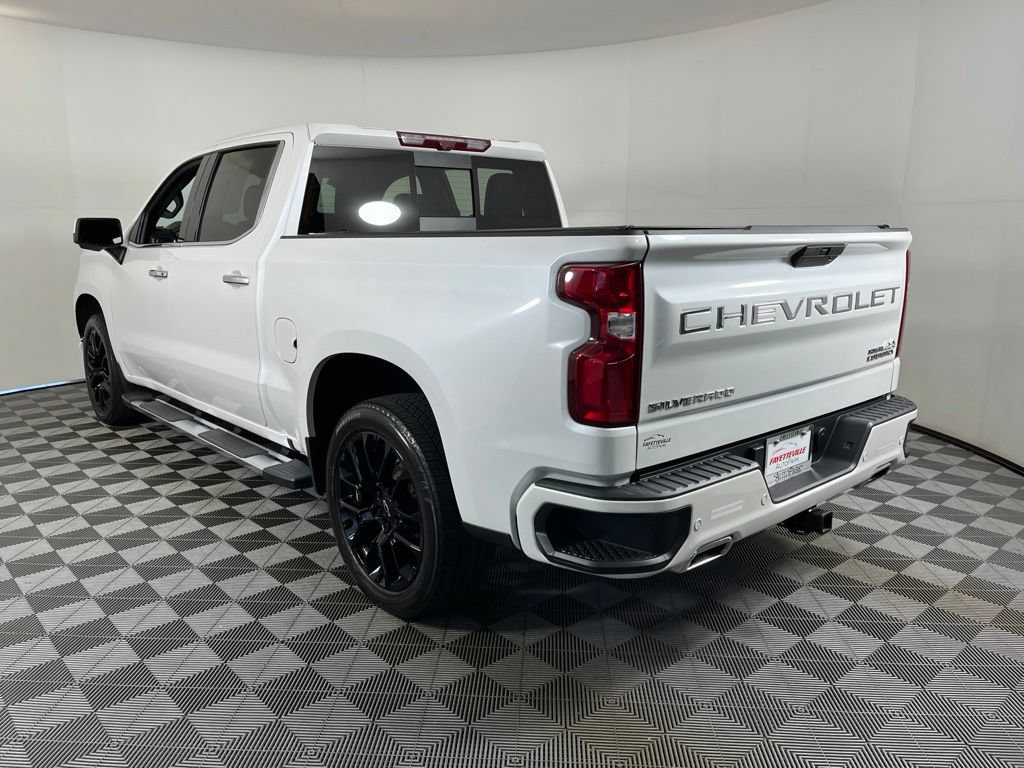Certified 2021 Chevrolet Silverado 1500 High Country w/ Technology Package AWD/4WD image 3