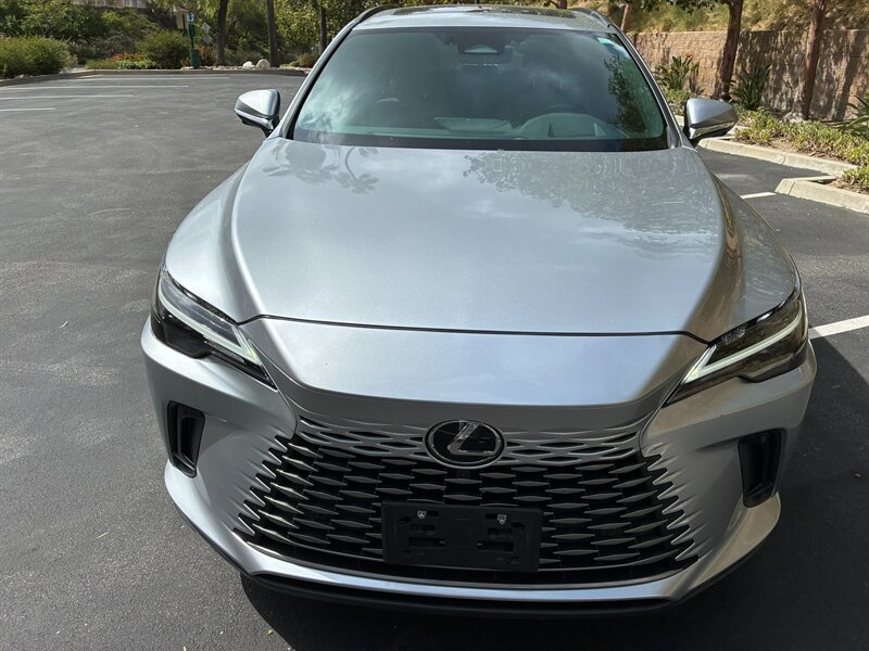 Used 2023 Lexus RX 350 Premium Plus w/ Cold Area Package FWD image 4