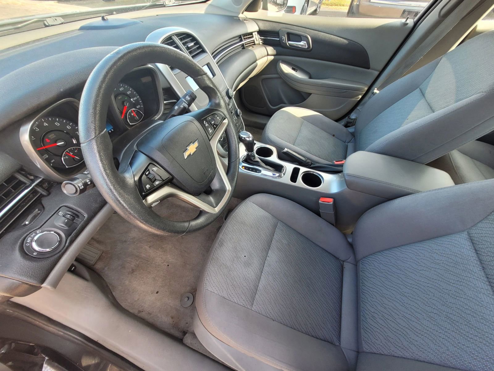 Used 2015 Chevrolet Malibu LS image 7